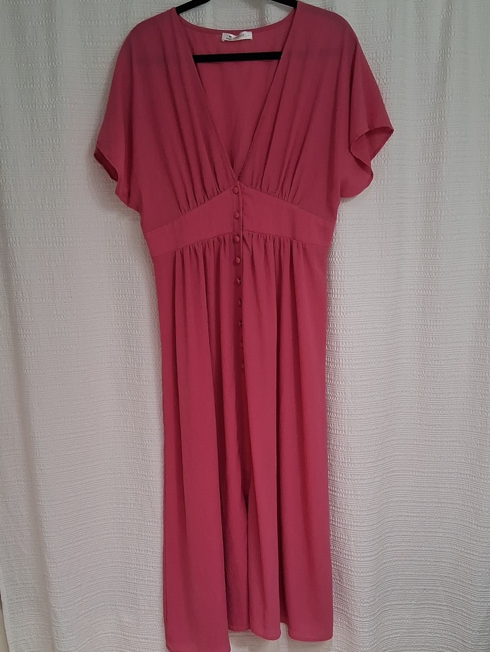 Cupshe Rose-Pink V-Neck Maxi Dress with Button Front